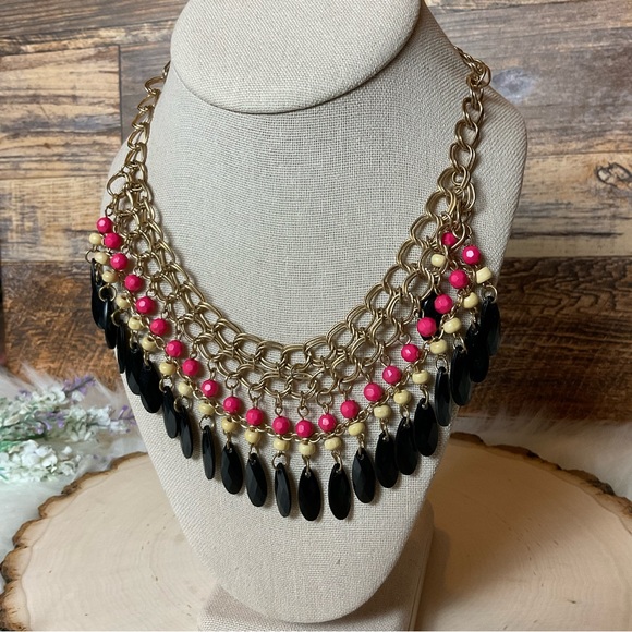 Pink Gold Black statement necklace - Picture 2 of 3